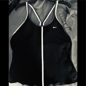 Ladies Nike sport top XL